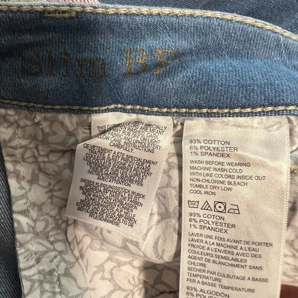 Tommy Bahama Temo Slim Boyfriend Jeans with Floral Print Accent - Size 27x29 - Picture 10 of 10